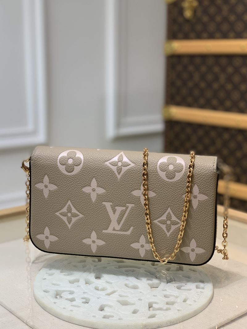 LV Purse